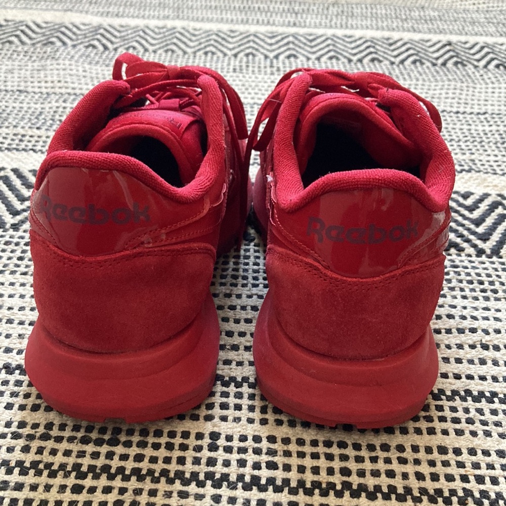 Red Reebok sneakers - Picture 4 of 8